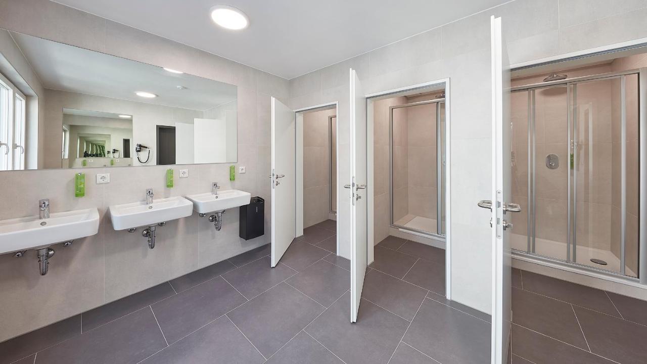 The Bunk Hostel إسن المظهر الخارجي الصورة